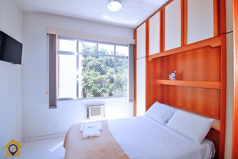 Lindo Apê no Leme: 2 Quartos, a 300m da Praia