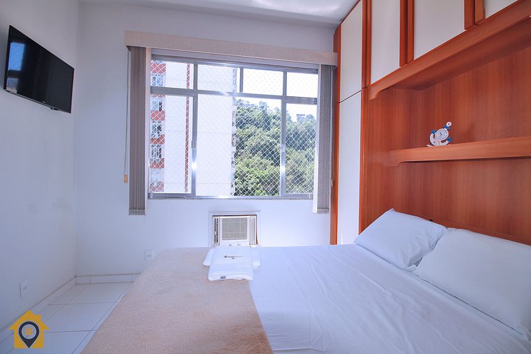 Lindo Apê no Leme: 2 Quartos, a 300m da Praia