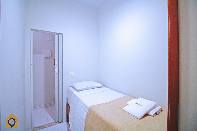 Lindo Apê no Leme: 2 Quartos, a 300m da Praia