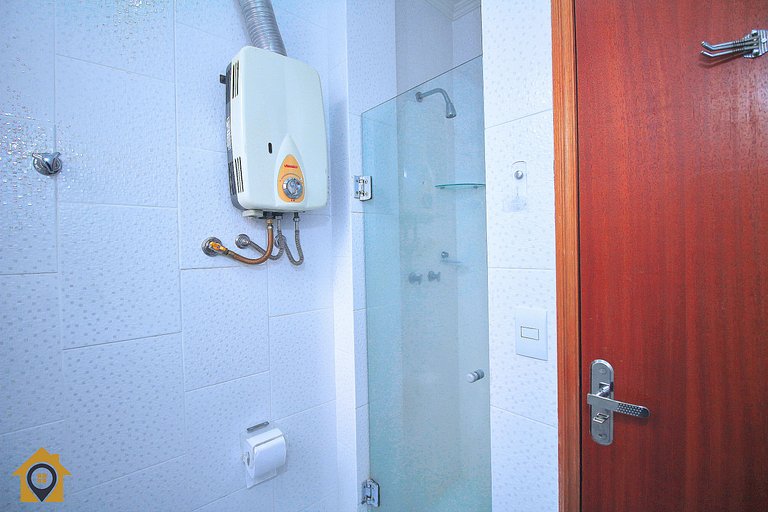 Lindo Apê no Leme: 2 Quartos, a 300m da Praia