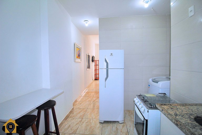 Studio na quadra da praia de Copacabana econômico