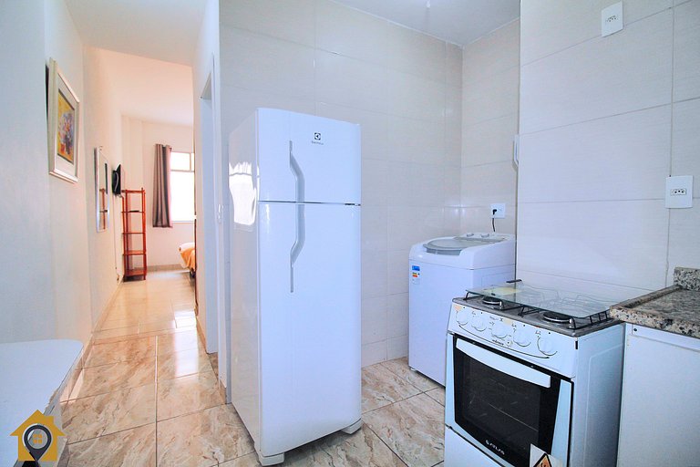 Studio na quadra da praia de Copacabana econômico