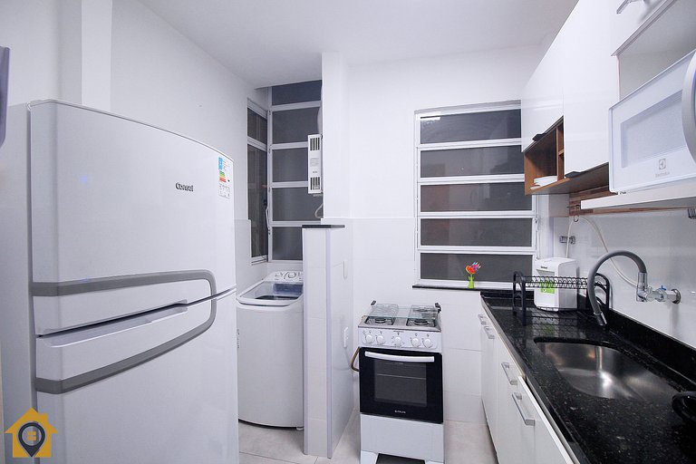 Moderno 2 quartos 300m da praia de Copacabana