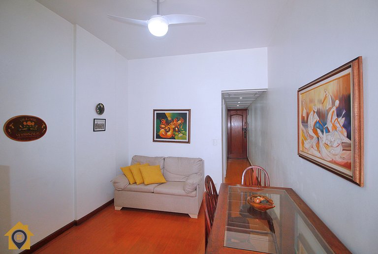 Sala e Quarto no Leme p/ 4 pessoas com garagem