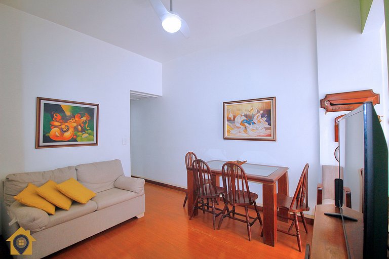 Sala e Quarto no Leme p/ 4 pessoas com garagem