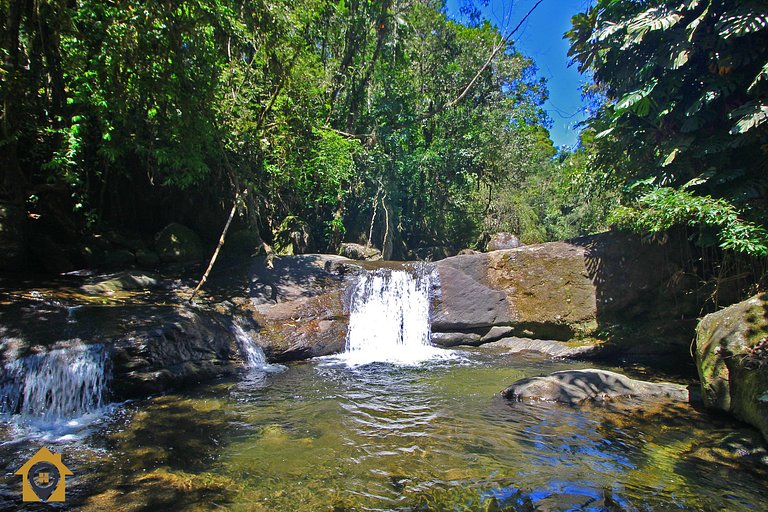 Serrinha do Alambari com Cachoeira a 3 minutos