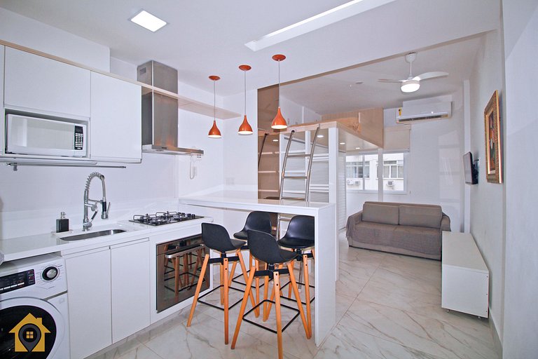 Sofisticado Studio a Passos da Praia de Copacabana