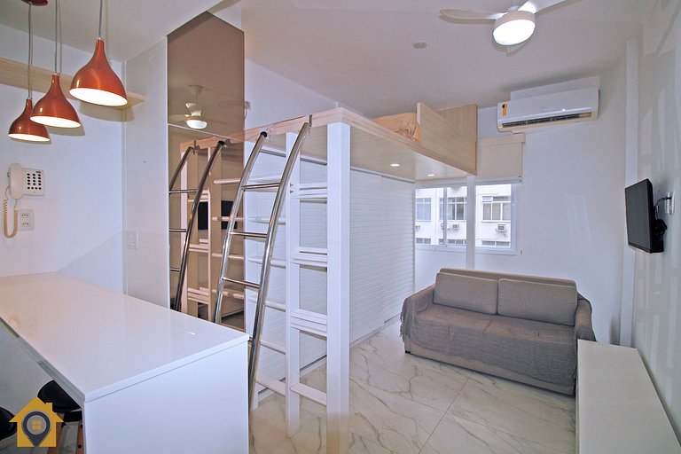 Sofisticado Studio a Passos da Praia de Copacabana