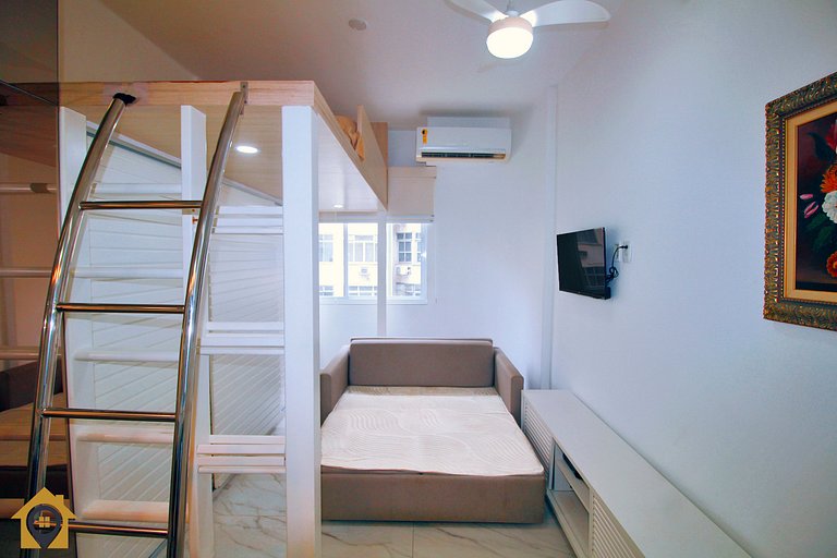 Sofisticado Studio a Passos da Praia de Copacabana