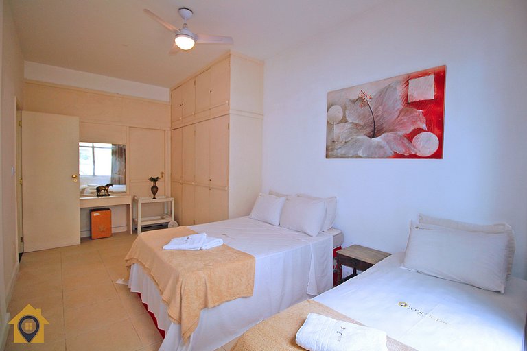 Apto 20m da Praia de COPACABANA: 2 quartos