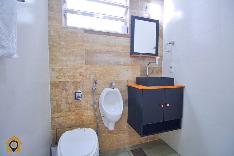 Charme e Conforto no Leme • 300m da Praia