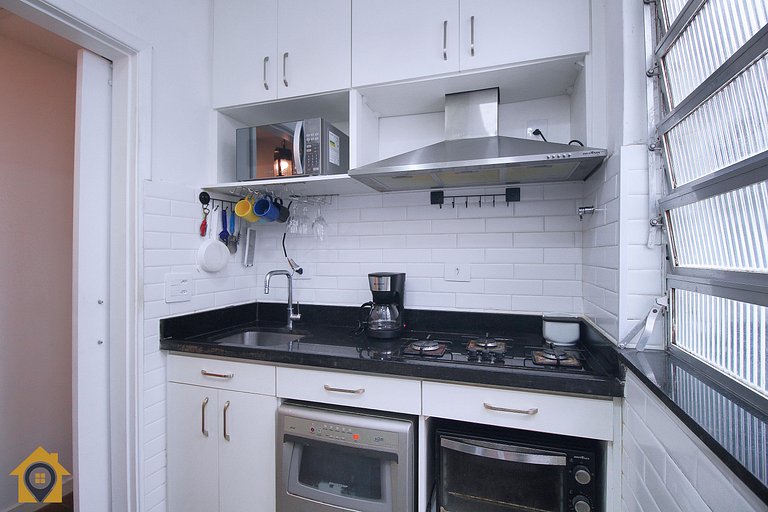 Charme e Conforto no Leme • 300m da Praia