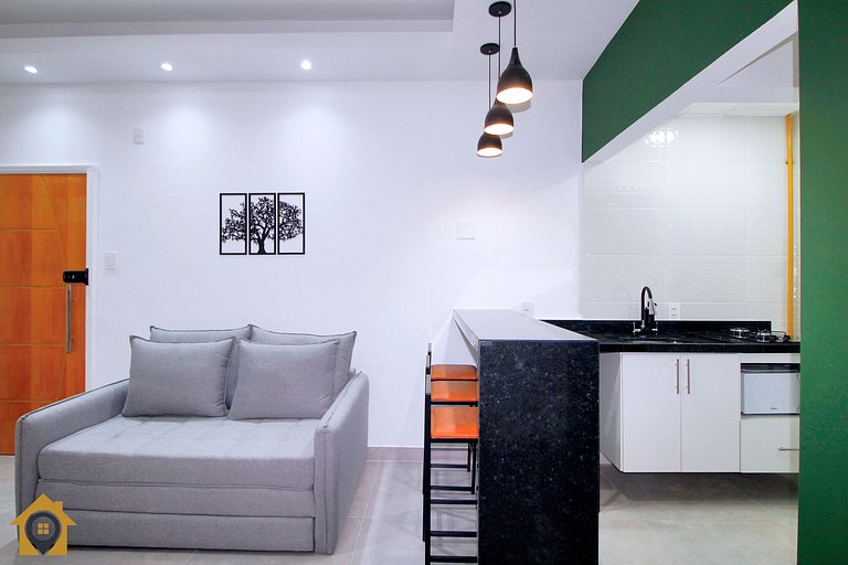 Studio Estiloso e Reformado a Passos da Praia