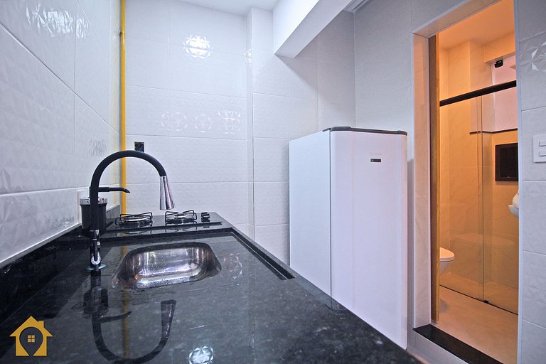 Studio Estiloso e Reformado a Passos da Praia