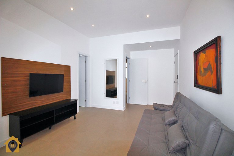 Amplo 2 Quartos Reformado no Leme p/ 6 pessoas