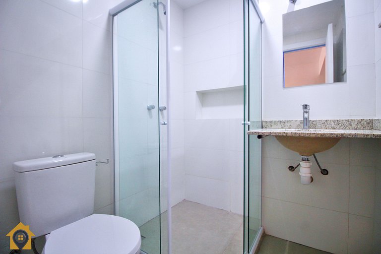 Amplo 2 Quartos Reformado no Leme p/ 6 pessoas