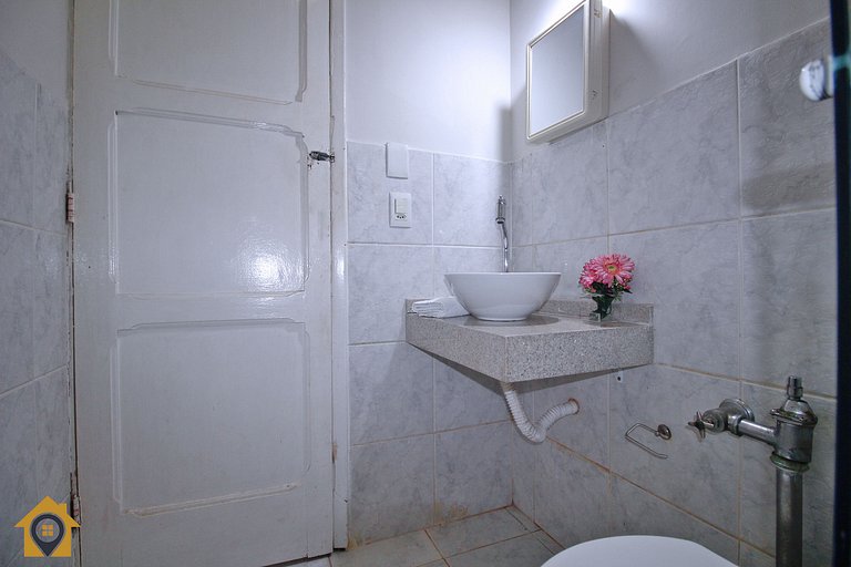 Studio Silencioso p/ 4 Pessoas em Copacabana