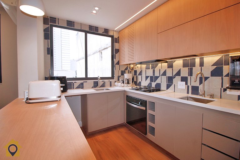 Apto Luxuoso 2 Qtos • 6 Pessoas • Passos da Praia