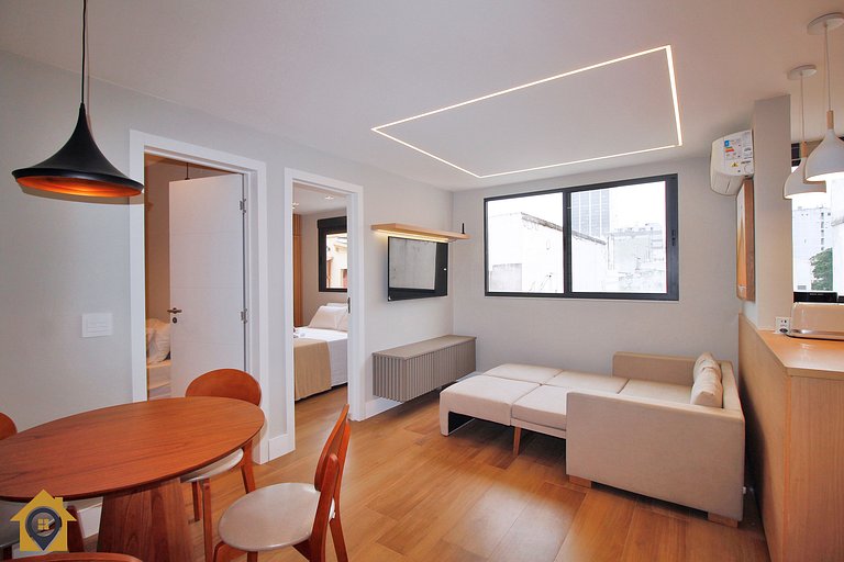 Apto Luxuoso 2 Qtos • 6 Pessoas • Passos da Praia