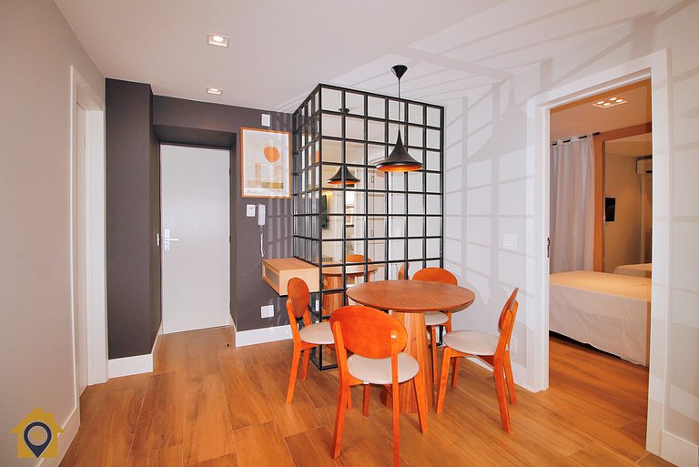 Apto Luxuoso 2 Qtos • 6 Pessoas • Passos da Praia