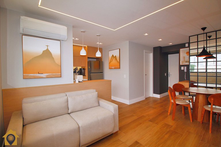 Apto Luxuoso 2 Qtos • 6 Pessoas • Passos da Praia