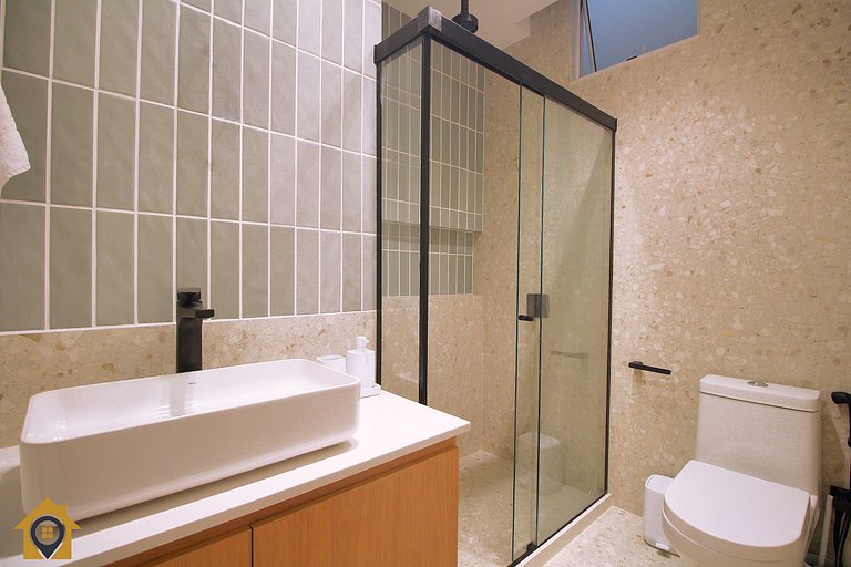 Apto Luxuoso 2 Qtos • 6 Pessoas • Passos da Praia