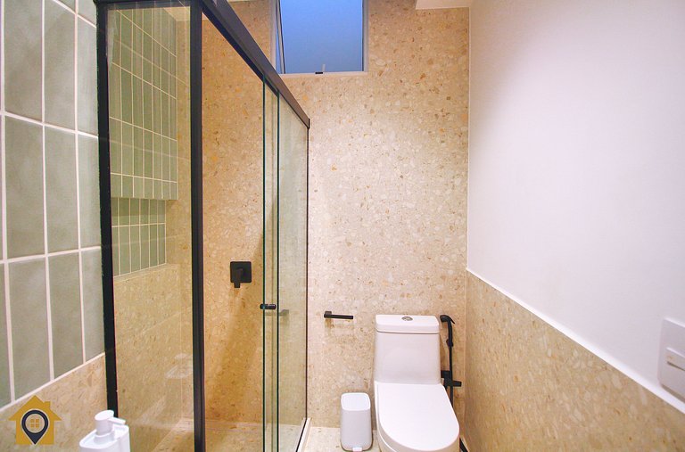 Apto Luxuoso 2 Qtos • 6 Pessoas • Passos da Praia