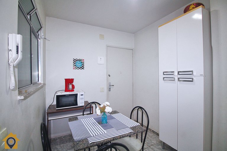 Studio Funcional p/ 4 Pessoas em Copacabana