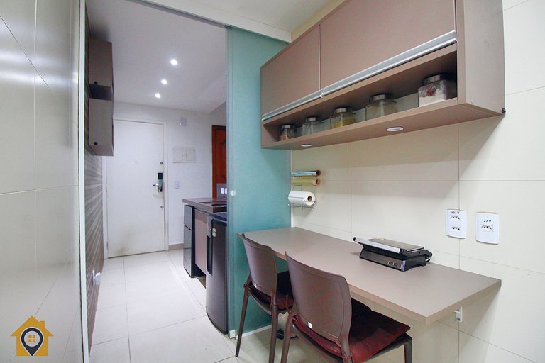 Vista Natural no Leme – Apê Completo p/ 4 Pessoas