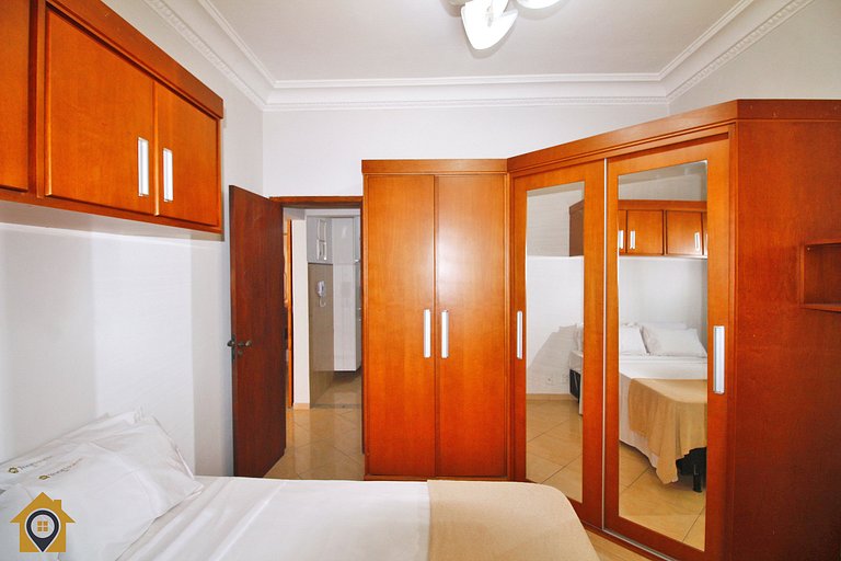 Apartamento Amplo de 2 quartos em Copacabana