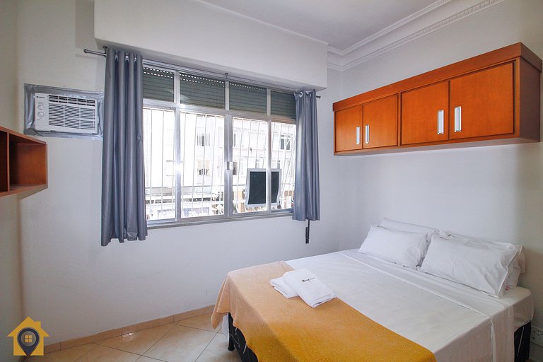 Apartamento Amplo de 2 quartos em Copacabana
