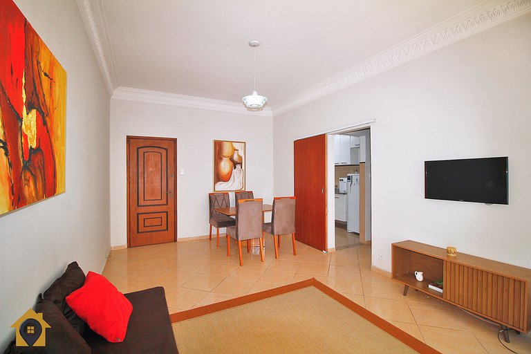 Apartamento Amplo de 2 quartos em Copacabana