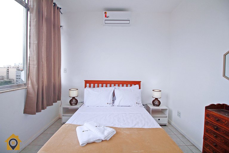 Quarto e Sala com Vista Mar e Cristo p/ 4 pessoas