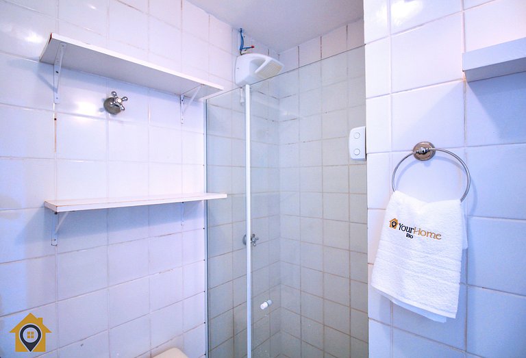 Quarto e Sala com Vista Mar e Cristo p/ 4 pessoas