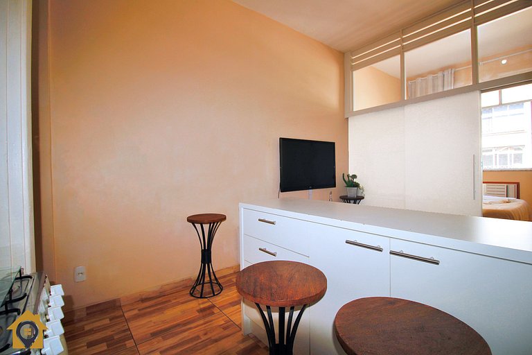 Studio no Coração de Copacabana p/ 4 Pessoas