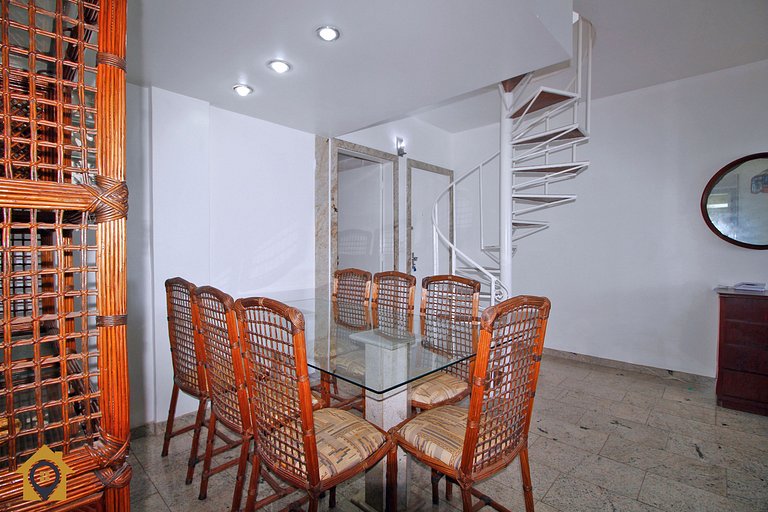 Apto Frente Mar na Praia do Forte p/ 10 pessoas