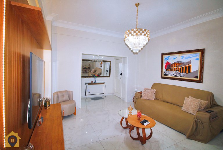 Apartamento Luxuoso no Coração de Copacabana