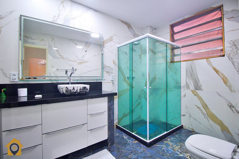Apartamento Luxuoso no Coração de Copacabana