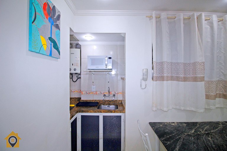 Studio Simples e Funcional c/ Vista Mar