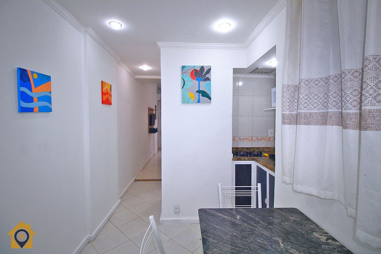 Studio Simples e Funcional c/ Vista Mar