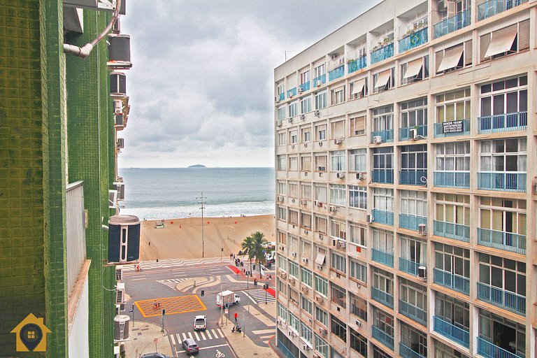 Studio Simples e Funcional c/ Vista Mar