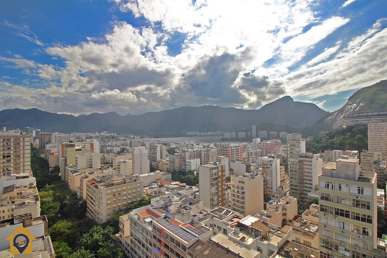 Luxo em Ipanema: Vista Mar + Infraestrutura