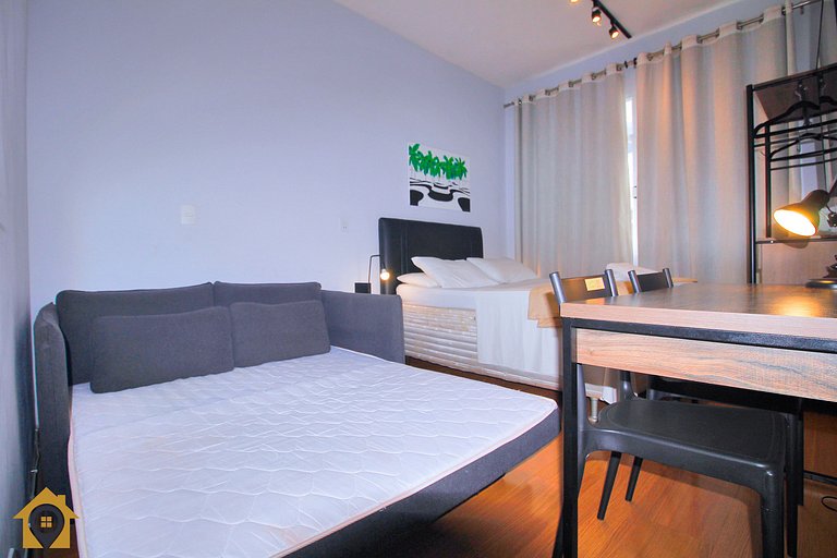 Studio p/ 4 Pessoas Silencioso a 30m da Praia