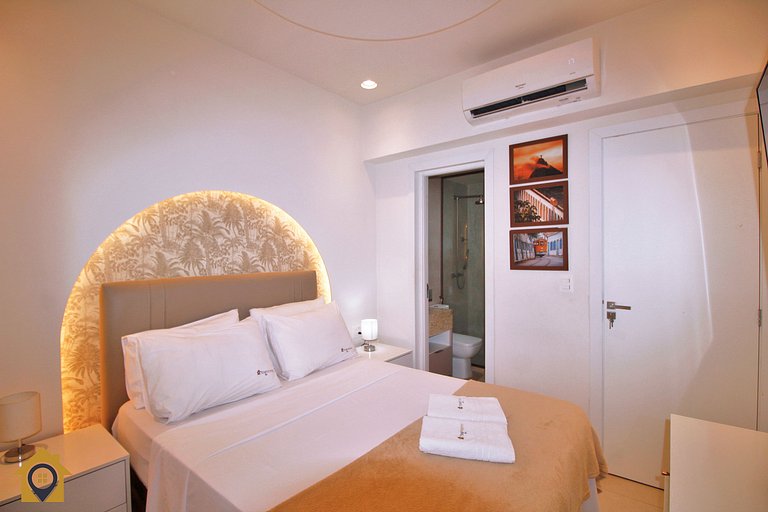 Luxuoso Quarto e Sala com Jacuzzi e Churrasqueira