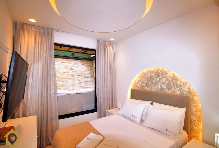 Luxuoso Quarto e Sala com Jacuzzi e Churrasqueira