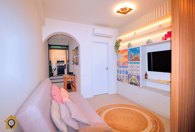 Luxuoso Quarto e Sala com Jacuzzi e Churrasqueira