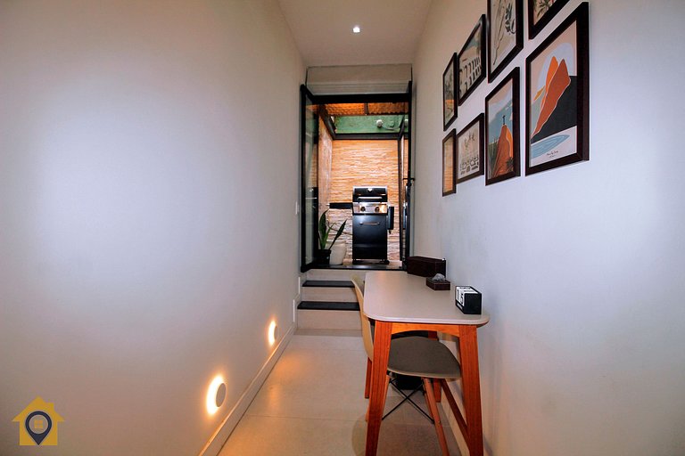 Luxuoso Quarto e Sala com Jacuzzi e Churrasqueira