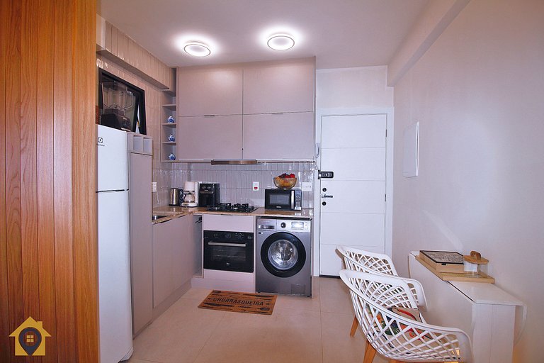 Luxuoso Quarto e Sala com Jacuzzi e Churrasqueira