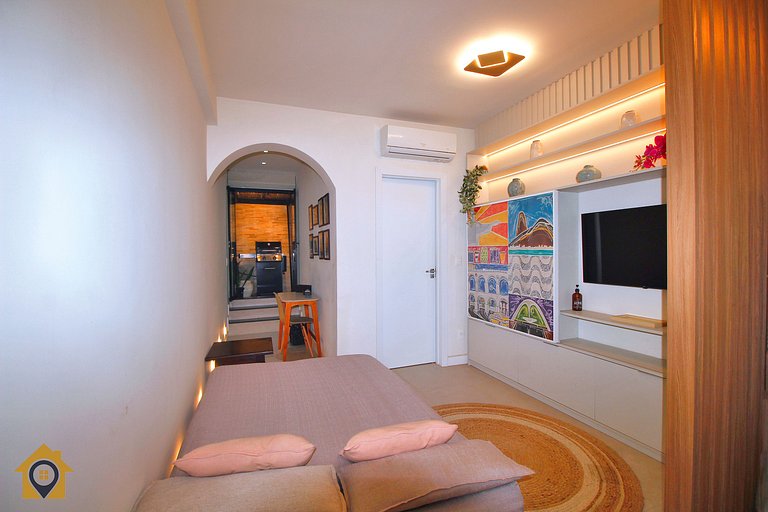 Luxuoso Quarto e Sala com Jacuzzi e Churrasqueira