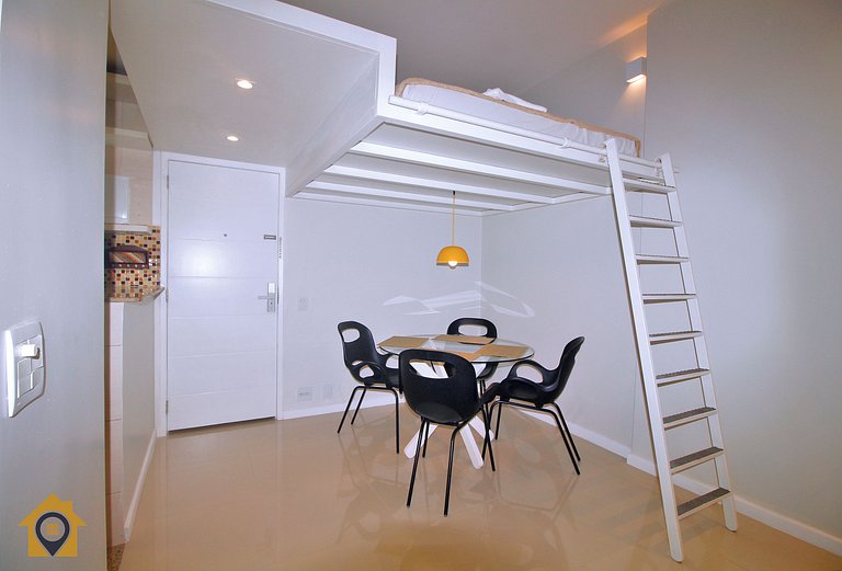 Studio Equipado e Novo na Quadra da Praia